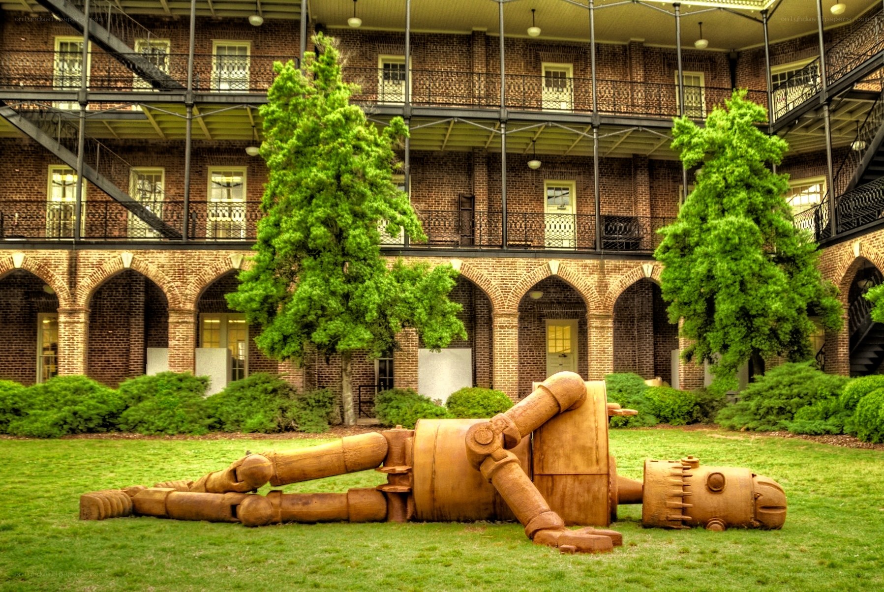 Robot sculpture in courtyard