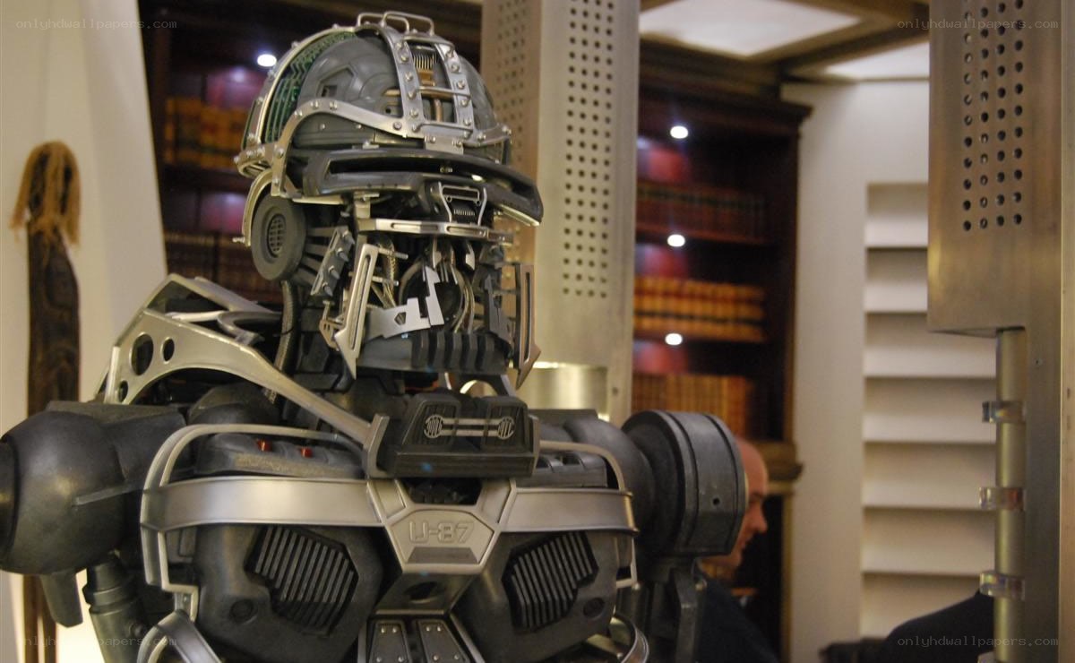 robot sculpture in library