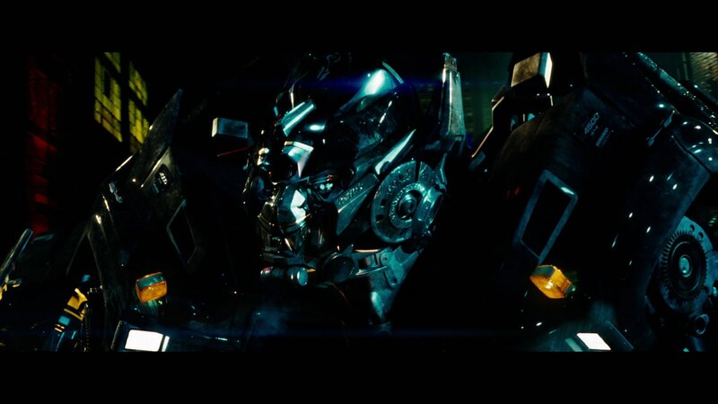 Robotic Transformer — Black