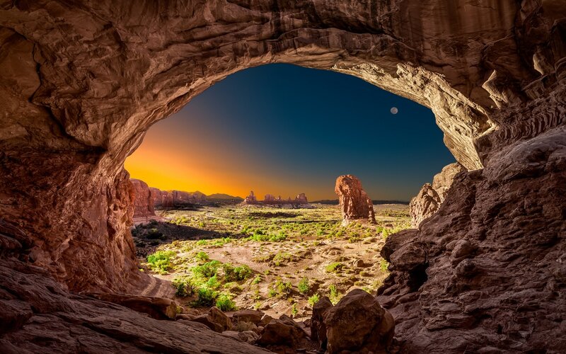 Rock Arch View — Brown