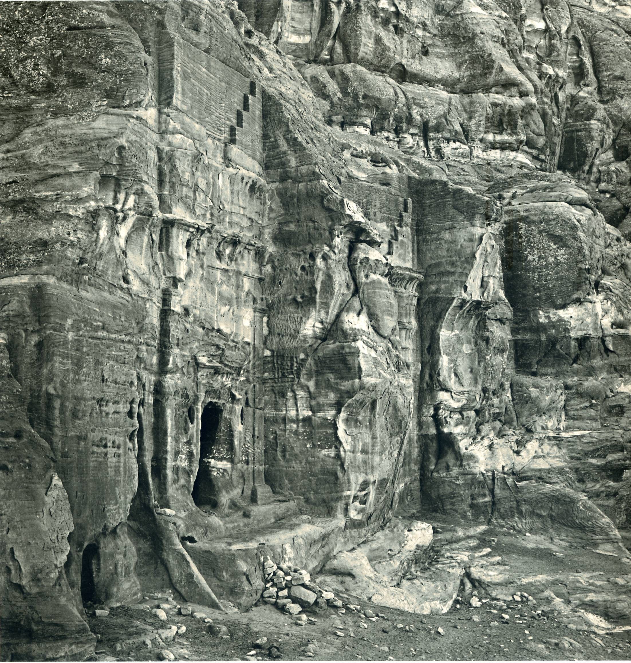 rock-cut tombs in petra