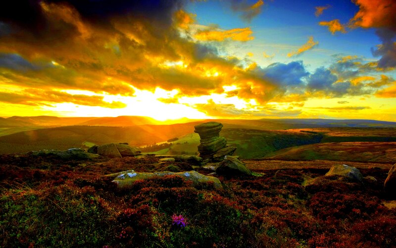 Rock Formation at Sunset — Yellow, Dramatic