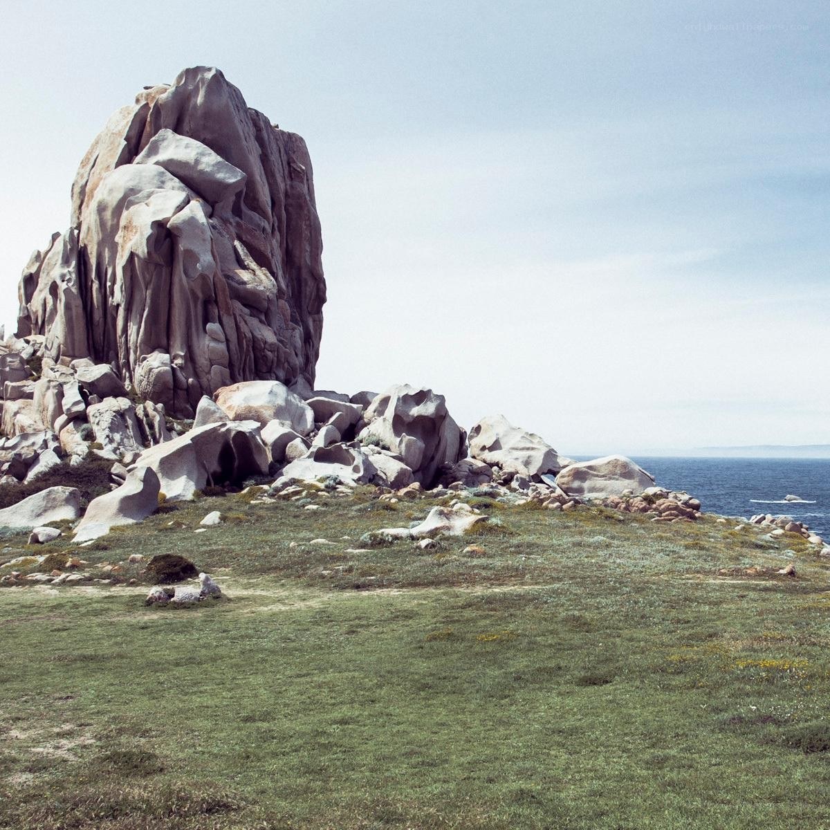 Rock formation by the sea
