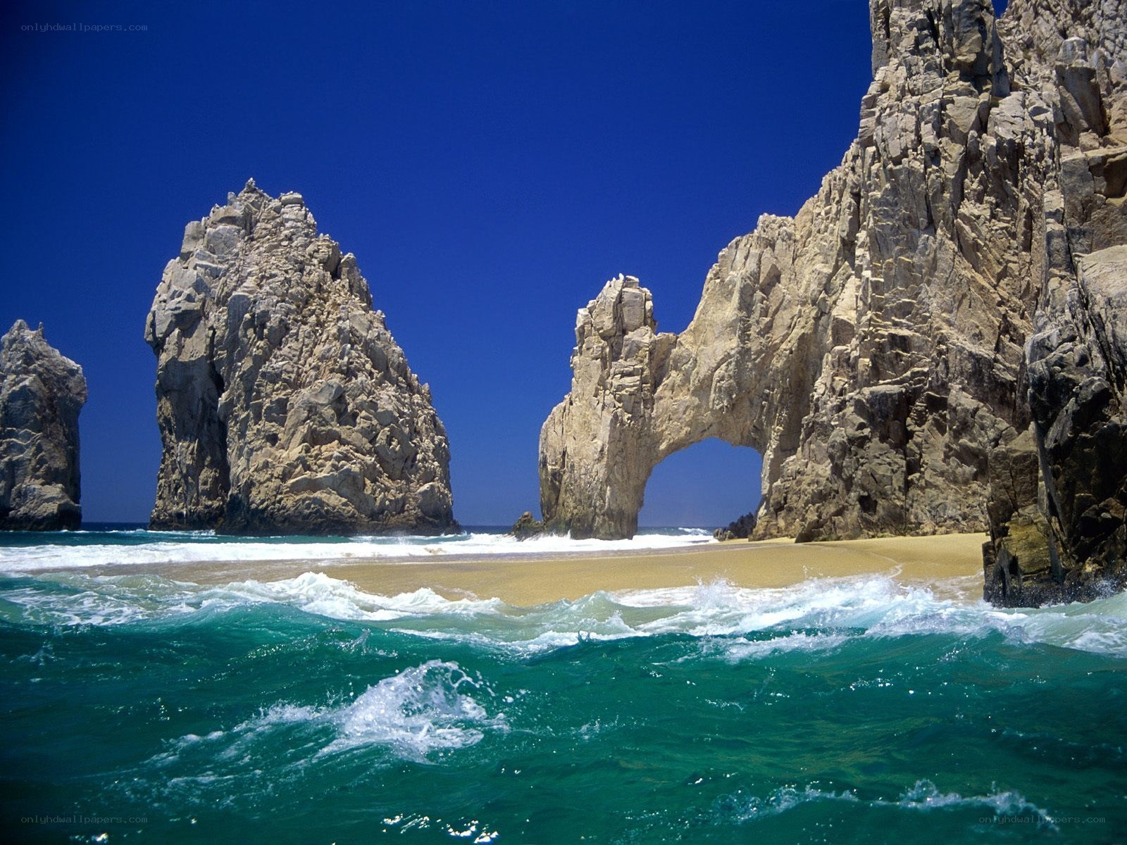 Rock formations at Los Cabos
