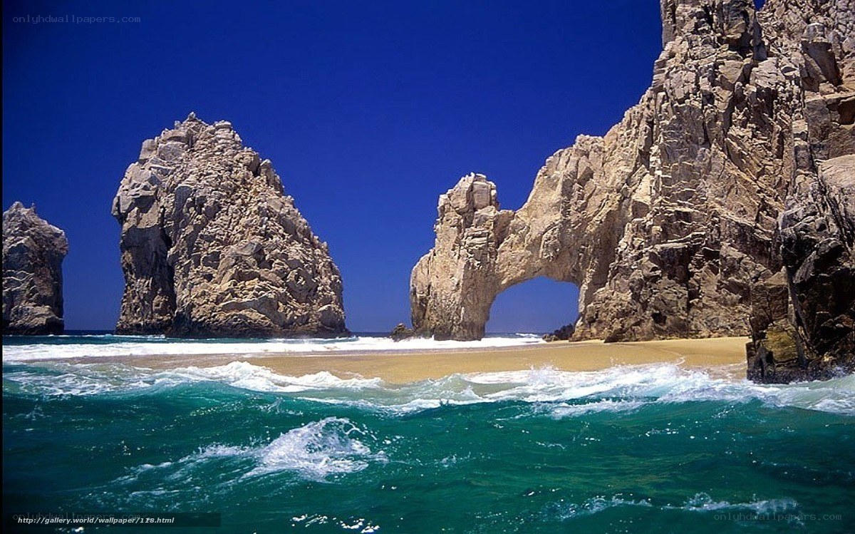 Rock formations at Los Cabos