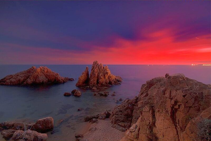 Rock Formations at Sunset — Red, Dramatic, Photograph, Rocks, Sea