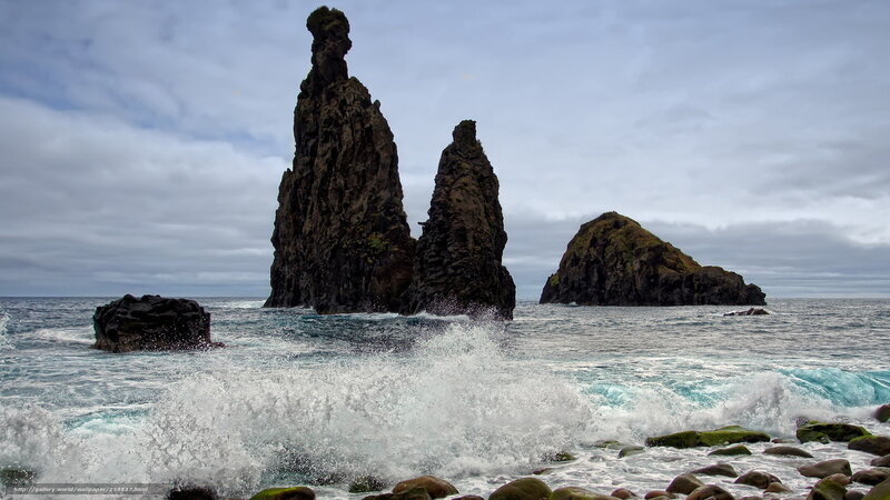 Rock formations in the ocean