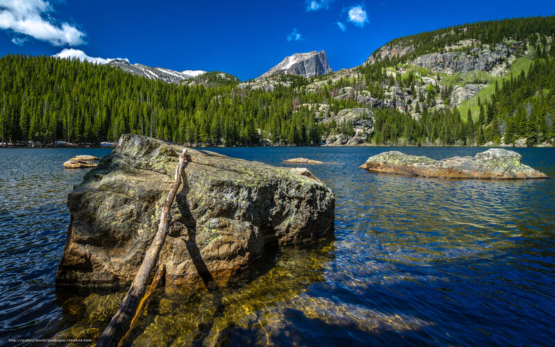 Rock in Mountain Lake — Blue, Serene