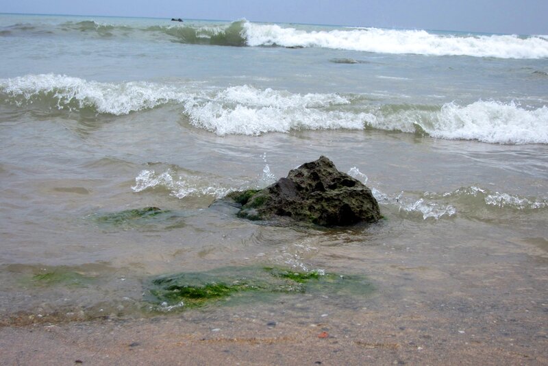 Rock in Shallow Water — Blue