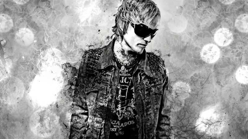 rock musician with sunglasses