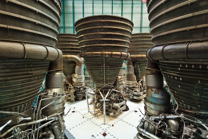 Rocket Engine Cluster — Gray