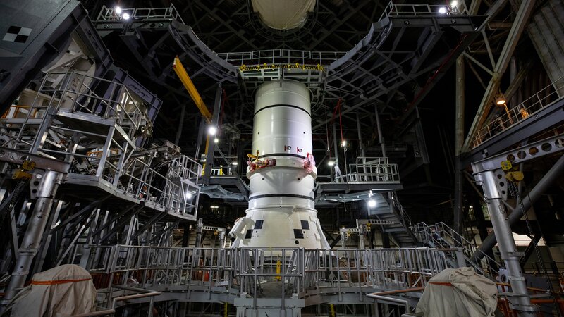 Rocket in Assembly Hall — White