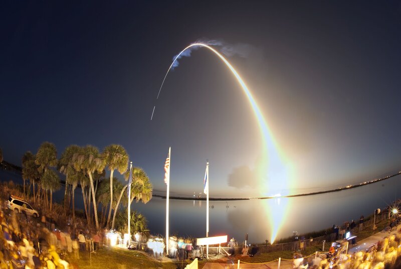Rocket Launch Arc — Blue