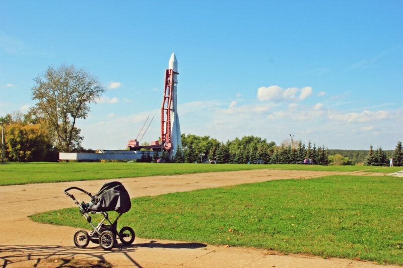 Rocket monument in park