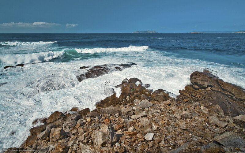 Rocks and waves at the coast