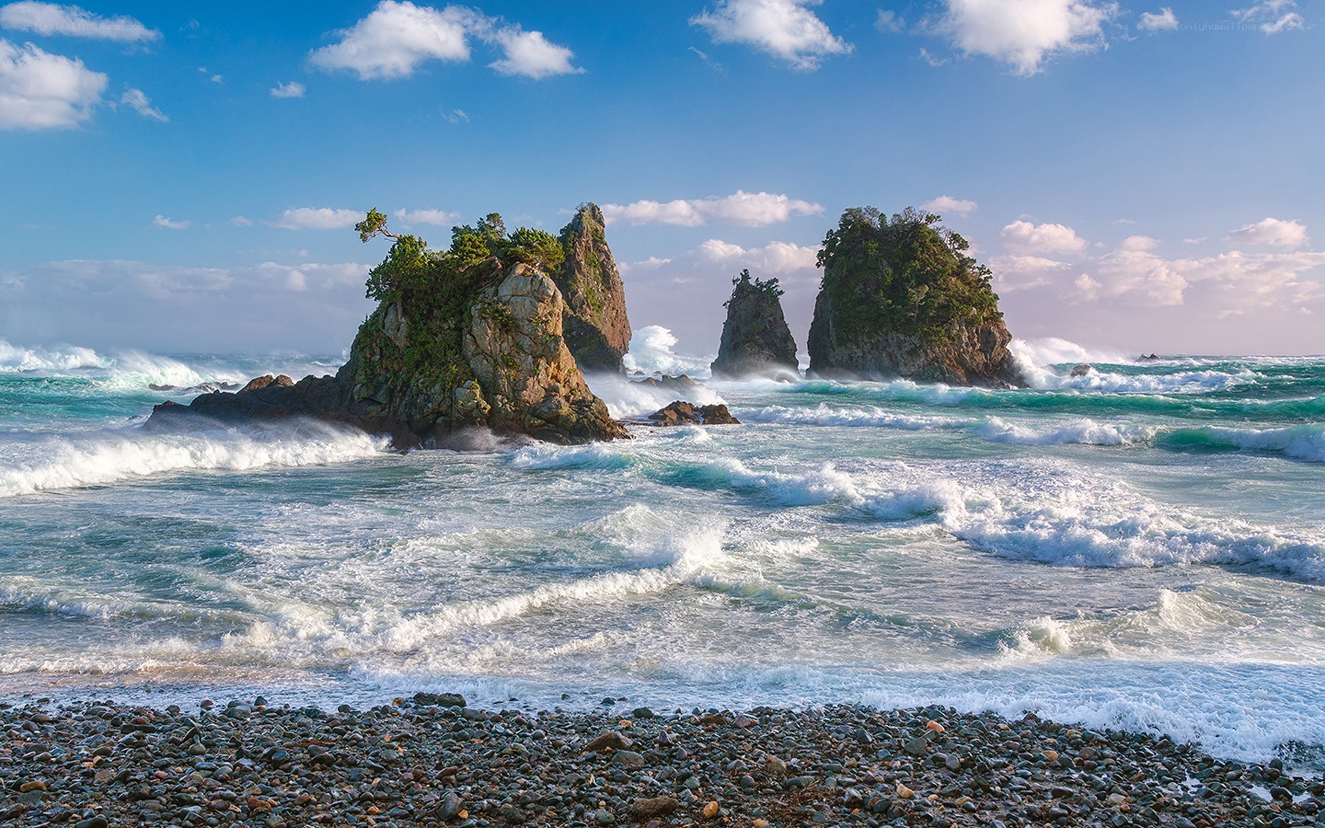Rocks and waves at the shore