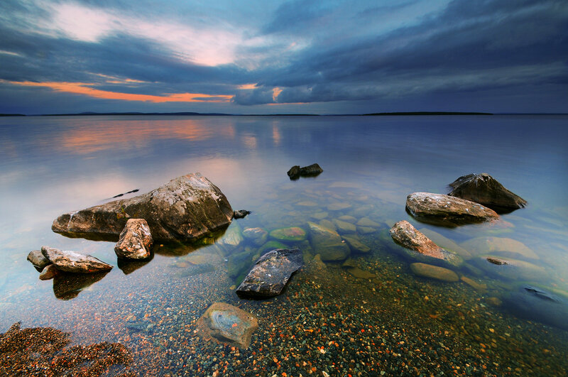 Rocks in Shallow Water — Blue