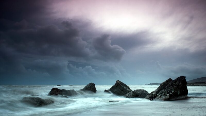 Rocks in Stormy Sea — Gray