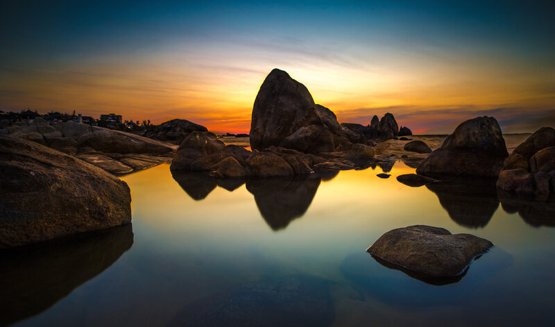 Rocks in Tidal Pool — Blue