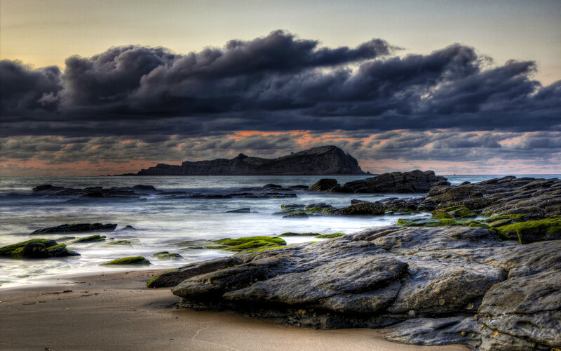 Rocky Beach at Sunset — Gray, Dramatic