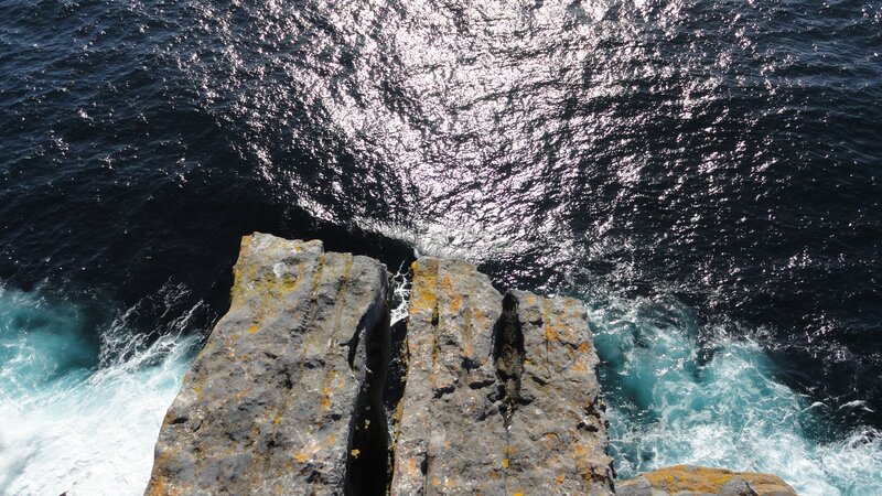 Rocky Cliff Edge — Gray, Dramatic