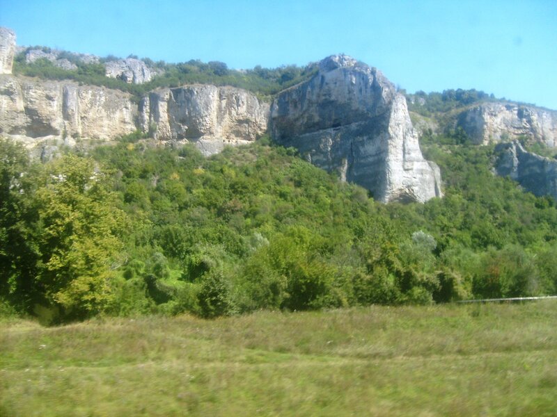 Rocky Cliff Face — Green
