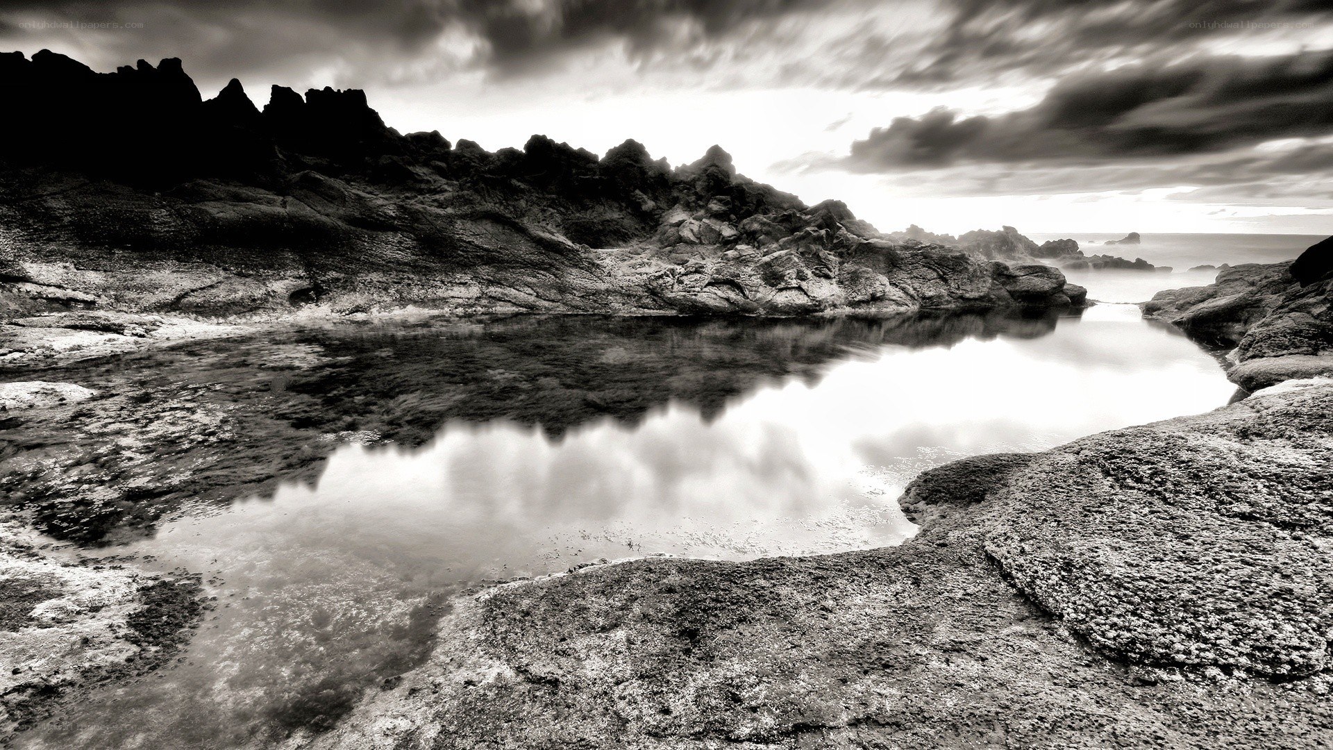 Rocky coastal tide pool