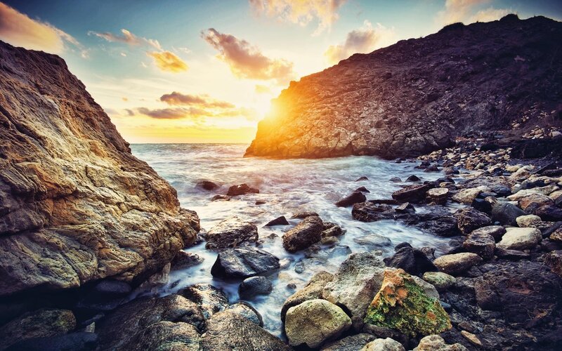 Rocky Cove at Sunset — Blue, Dramatic