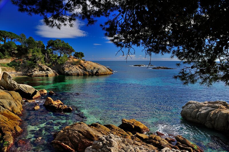 Rocky Cove with Clear Water — Blue, Serene