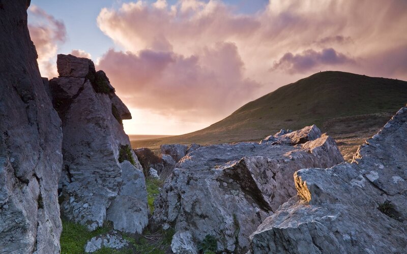 Rocky Landscape at Sunset — Gray, Dramatic