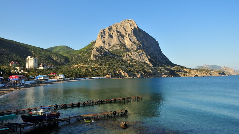 Rocky Mountain by Sea