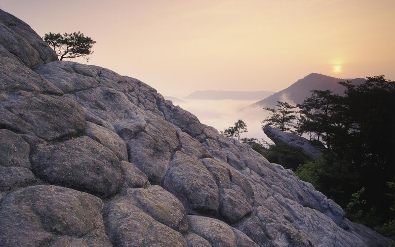Rocky Mountain Peak — Gray, Serene, Sunrise