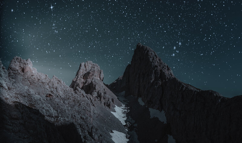 Rocky Mountain Peaks — Black