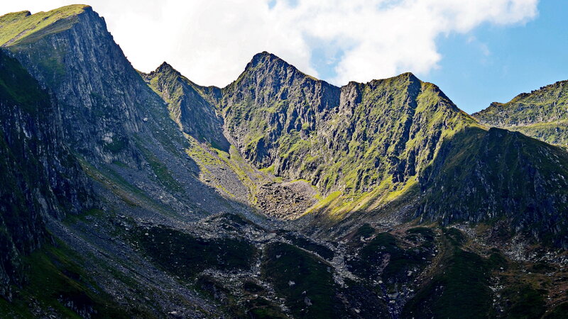 Rocky Mountain Peaks — Green, Dramatic, Afternoon