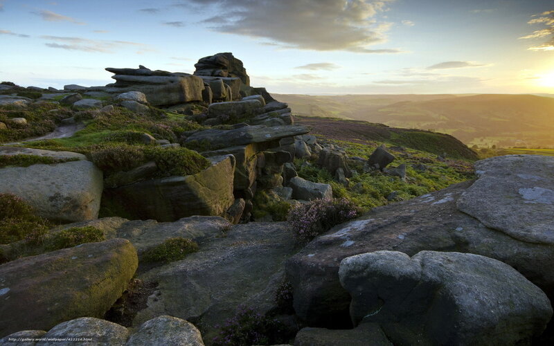 Rocky Outcrop at Sunset — Green