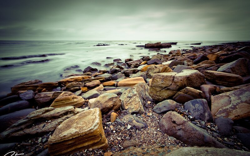 Rocky Shoreline at Sea — Gray, Dramatic