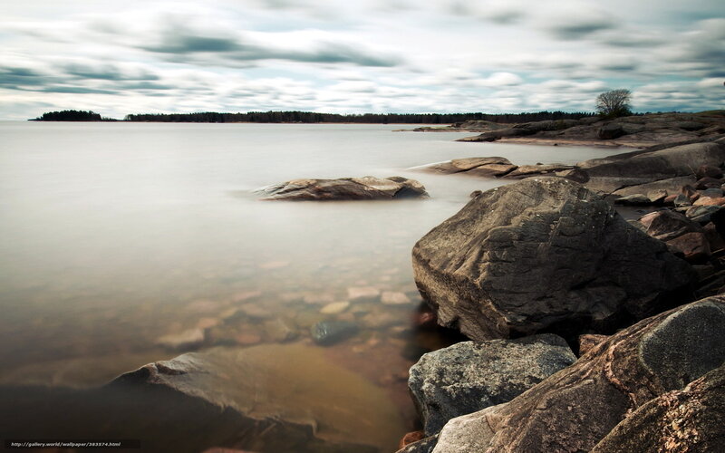Rocky Shoreline at Sea — Gray, Serene