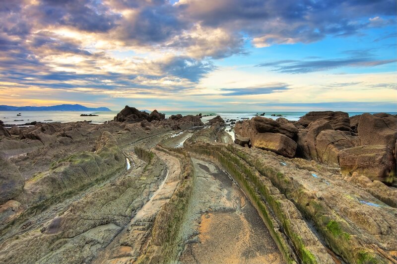 Rocky Tide Pools — Blue, Dramatic