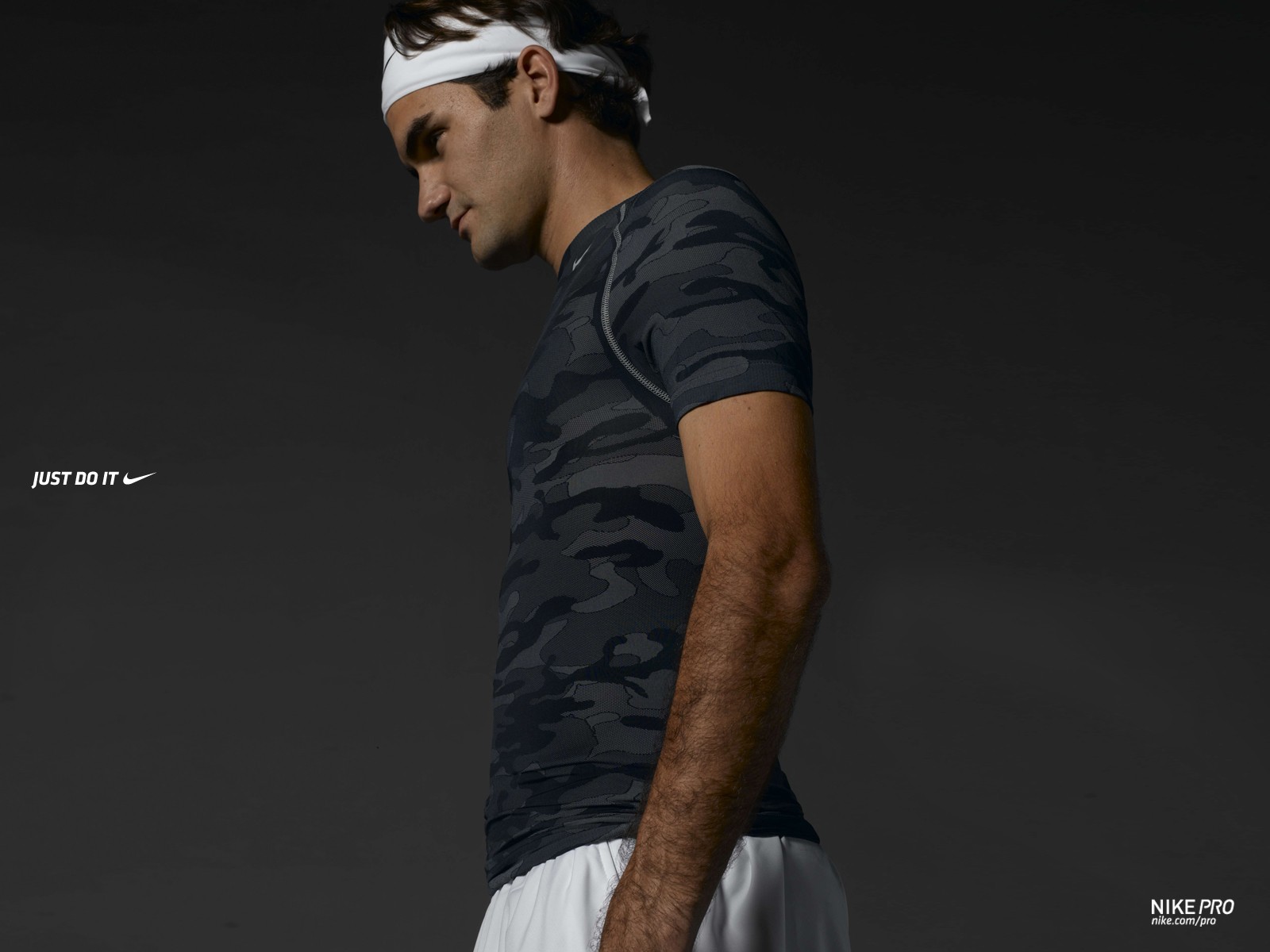 Roger Federer in Nike Pro