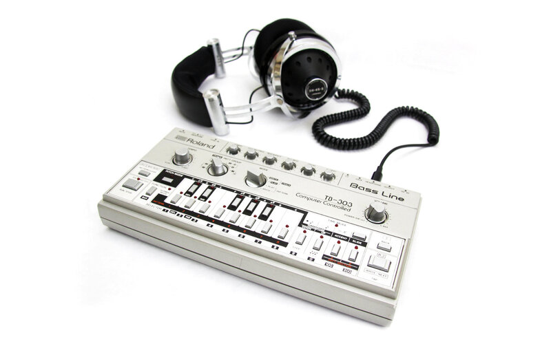 Roland TB-303 Bass Line synthesizer