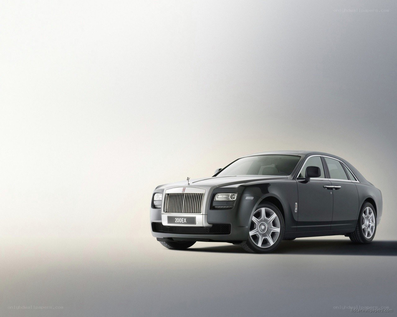 Rolls-Royce 200EX luxury sedan