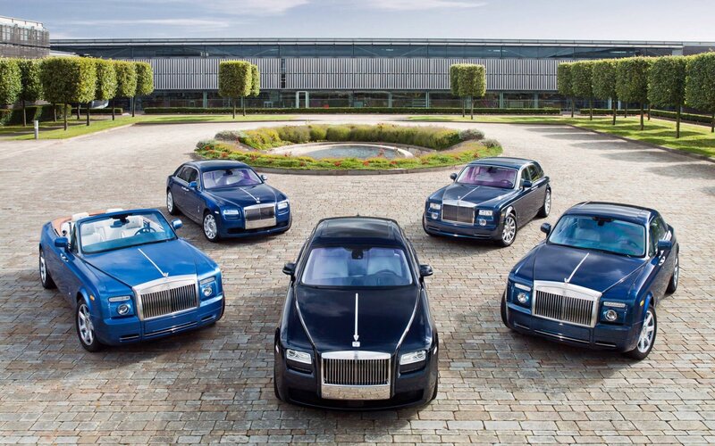 Rolls-Royce Cars on Pavement