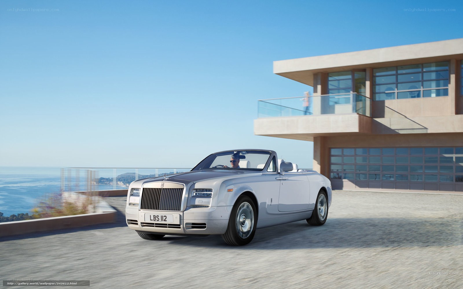 Rolls-Royce convertible by the sea
