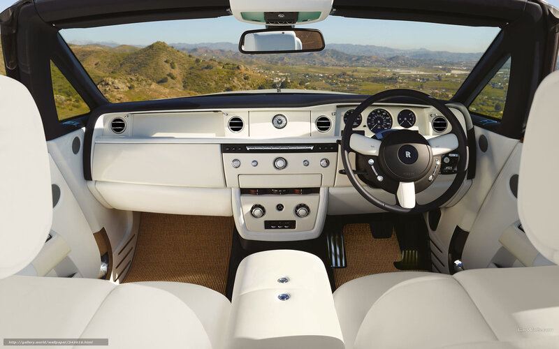 Rolls-Royce convertible interior