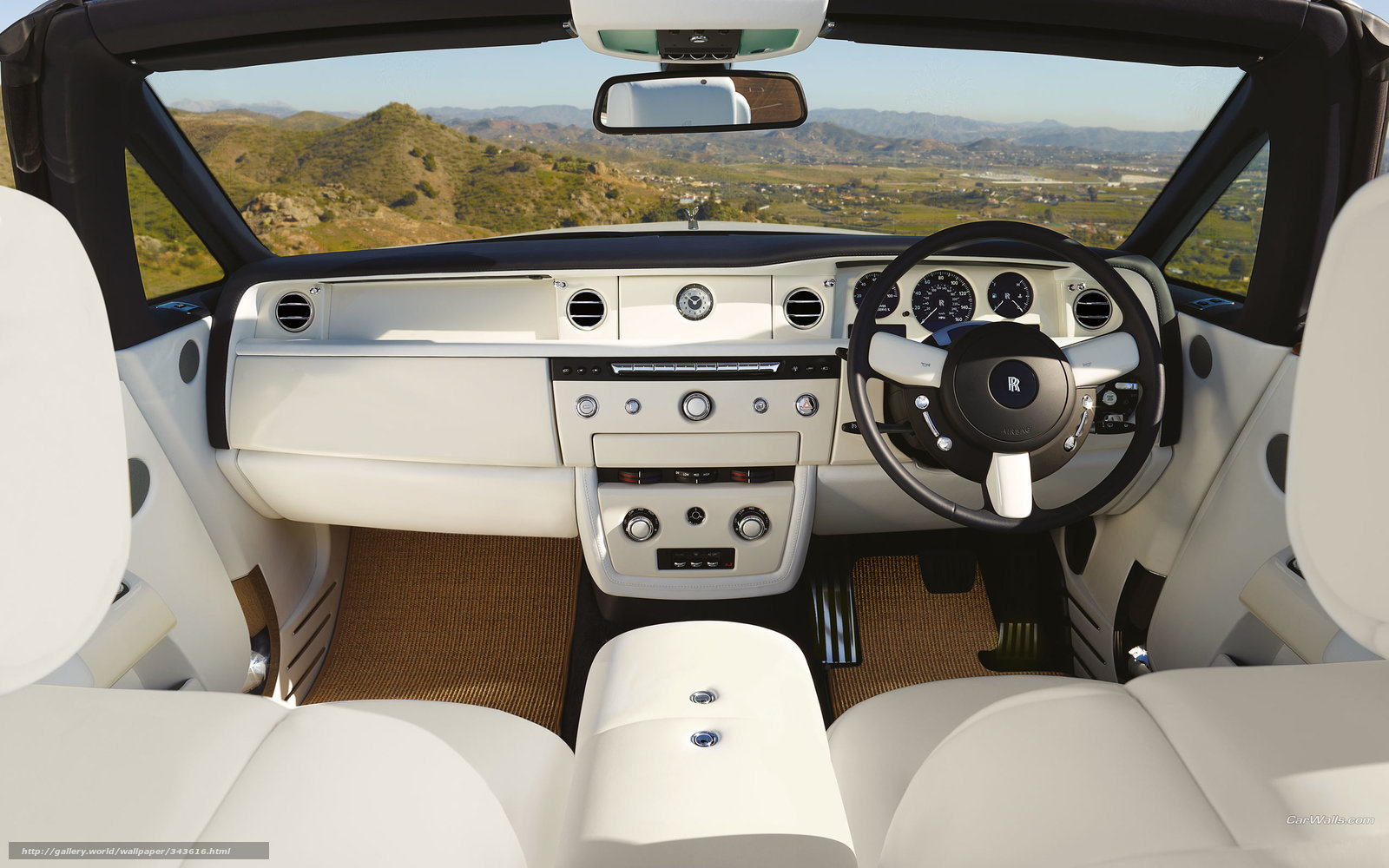 Rolls-Royce convertible interior