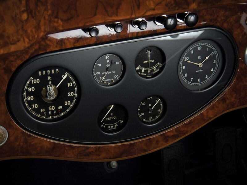 Rolls-Royce dashboard close-up