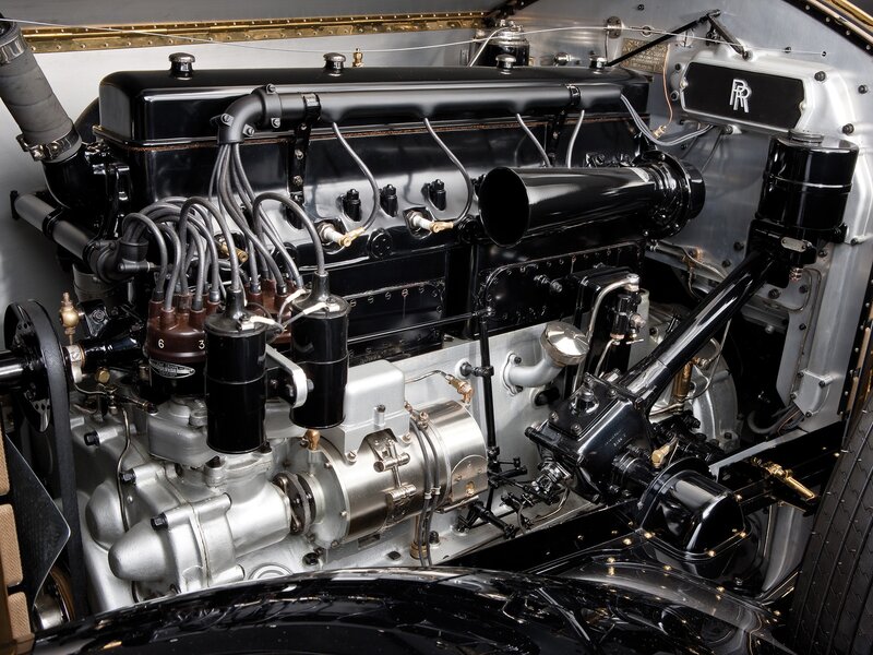Rolls-Royce engine bay