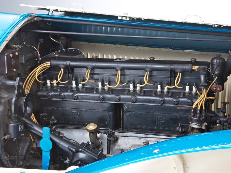 Rolls-Royce Engine — Blue