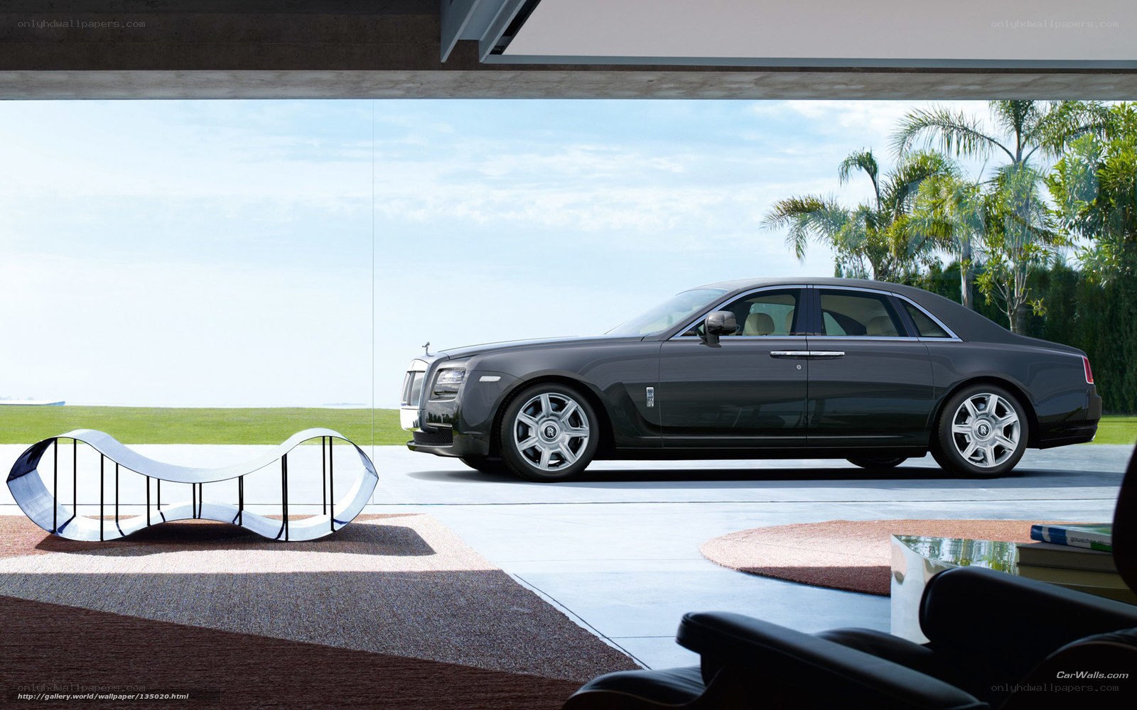 Rolls-Royce Ghost by the sea
