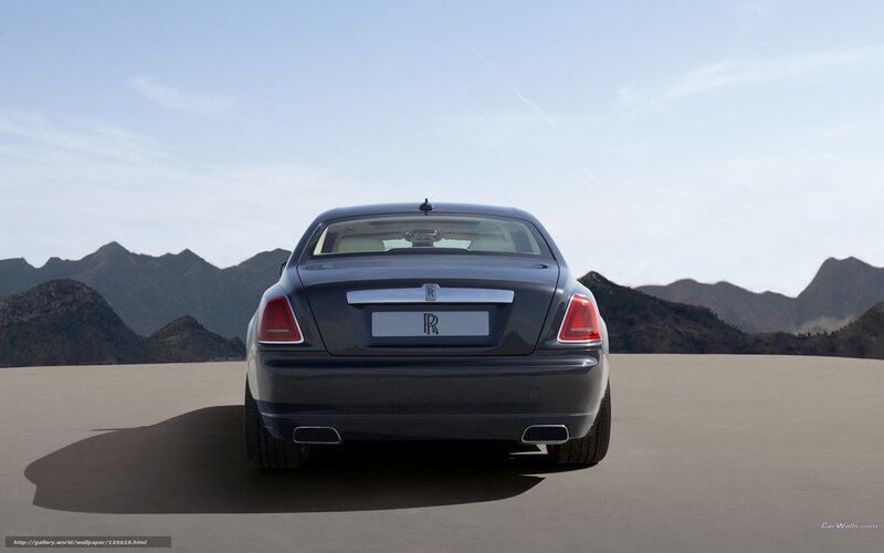Rolls-Royce Ghost rear view